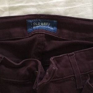 Old Navy Rockstar skinny jeans, burgundy 8 Tall